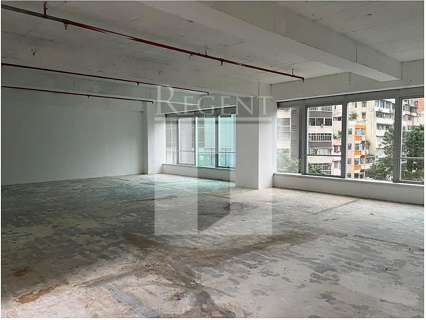 CHINACHEM LEIGHTON PLAZA (華懋禮頓廣場)