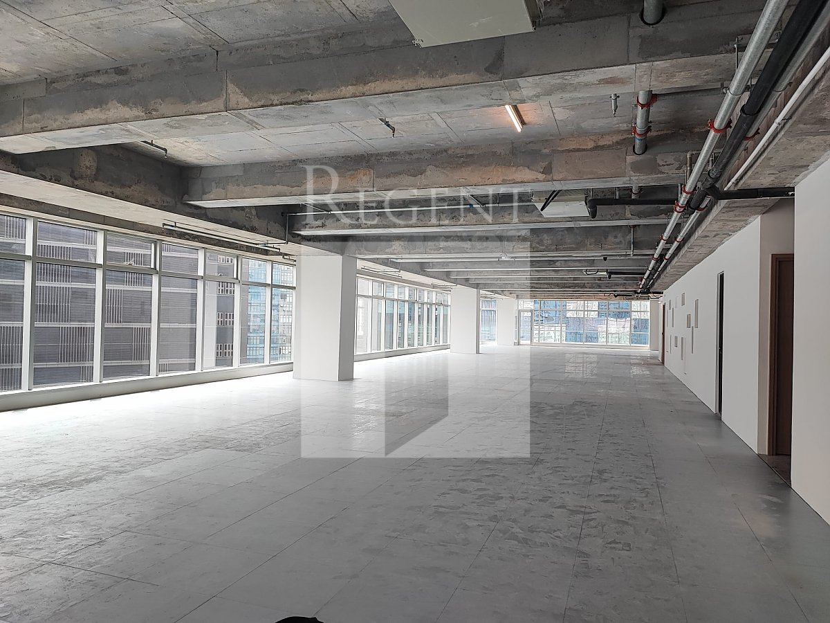 1 SHA TSUI ROAD (沙咀道1號)