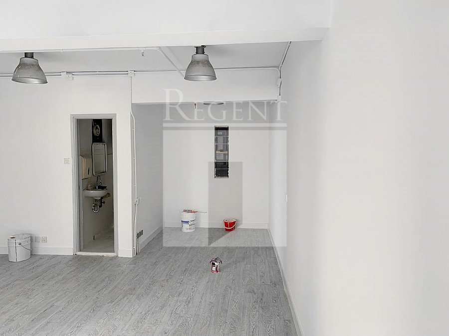 FULL VIEW BUILDING (富伟大厦)-RGP019692