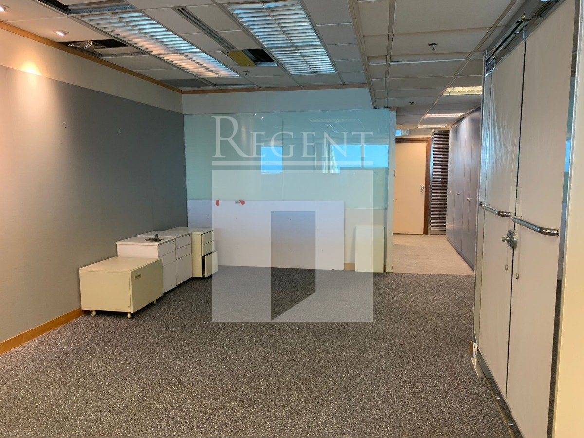 CENTRAL PLAZA (中环广场)-RGP032306