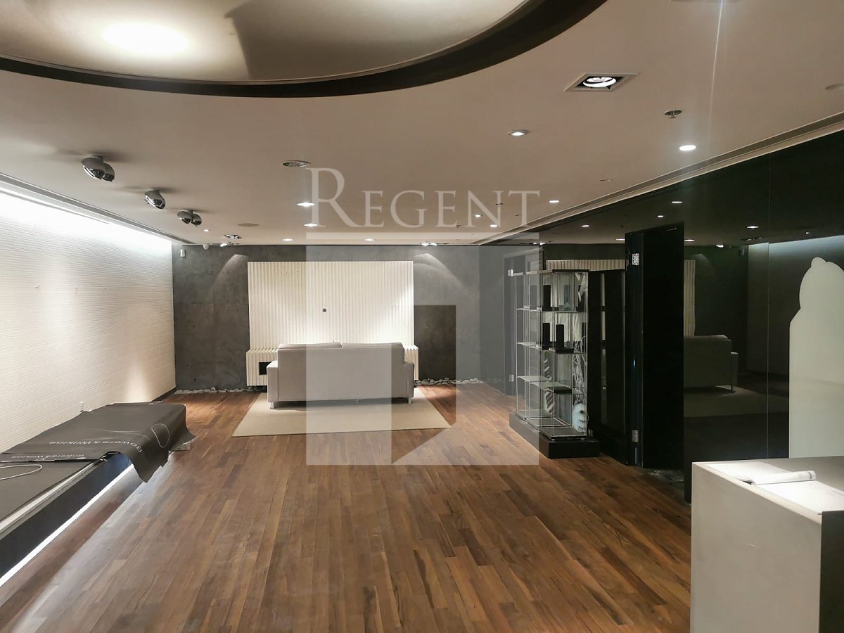 DUDDELL STREET 1 (都爹利街1號)