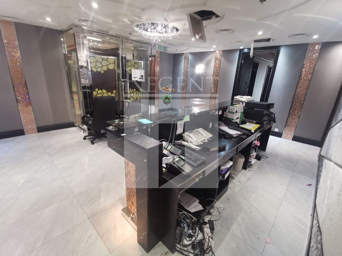 LANGHAM PLACE (朗豪坊)-RGP024925