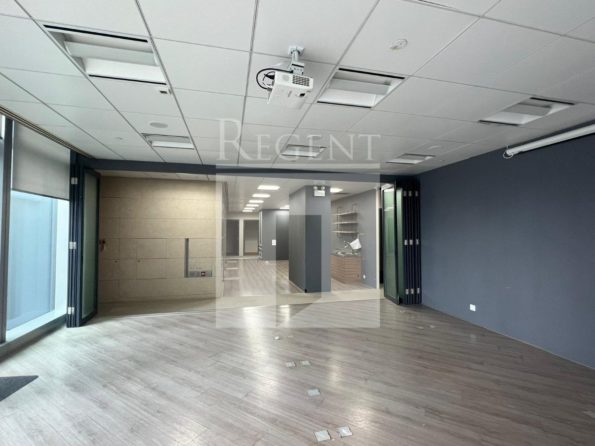 33 DES VOEUX ROAD C (德辅道中33号)-C0550500