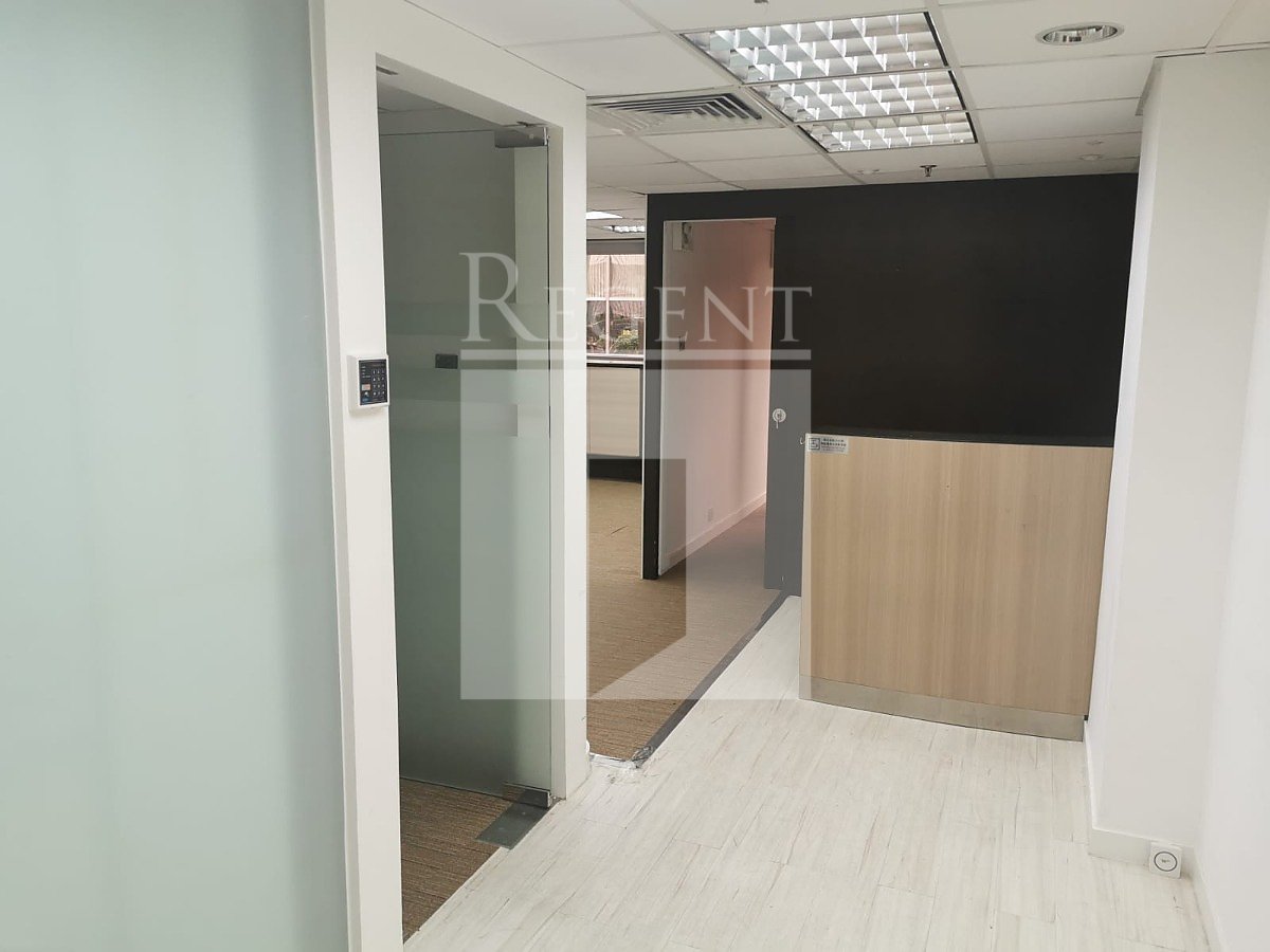 NEW MANDARIN PLAZA TOWER A (新文華中心 A座)