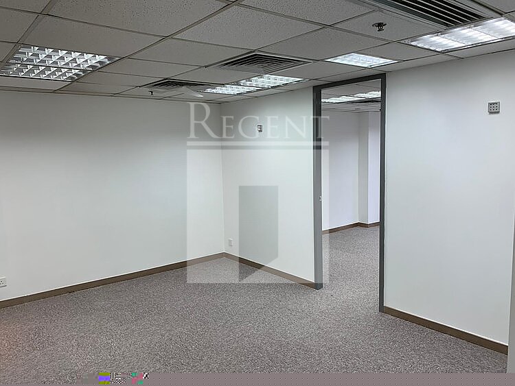 GOLDEN SUN CENTRE (金日集團中心)