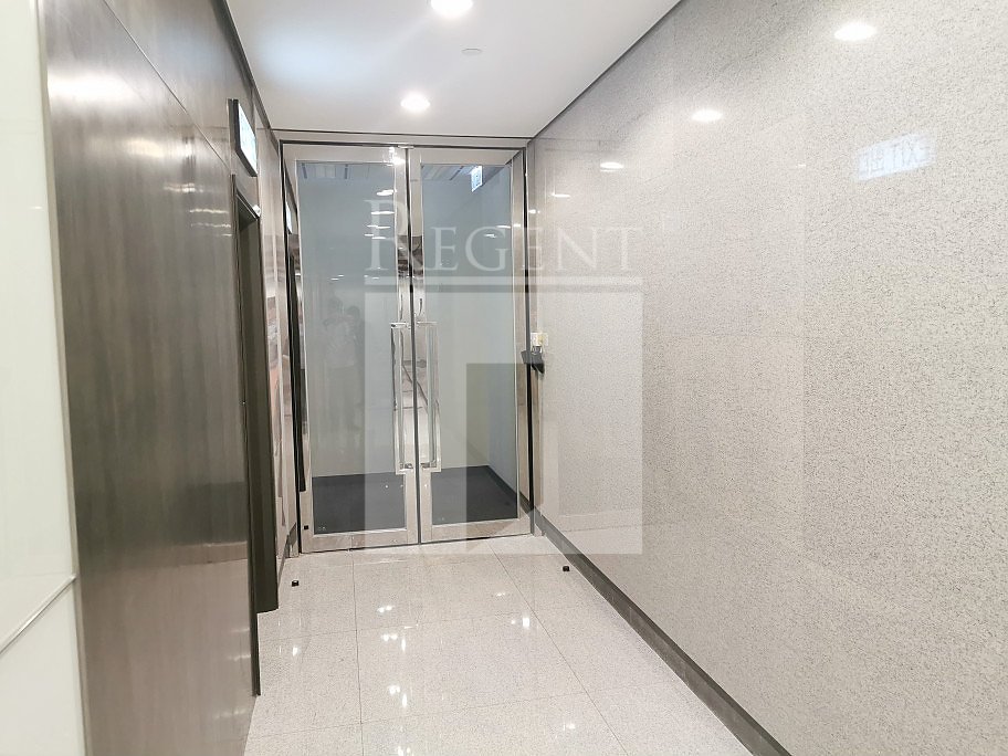 100QRC (皇后大道中100号)-RGP021741