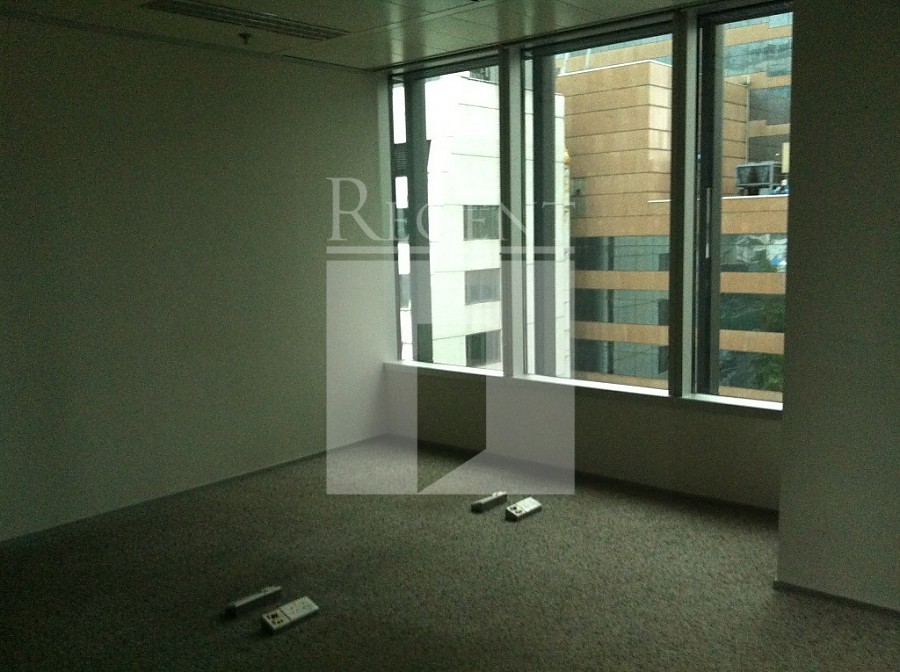 QUEEN'S ROAD C 8 (皇后大道中8号)-RGP008359