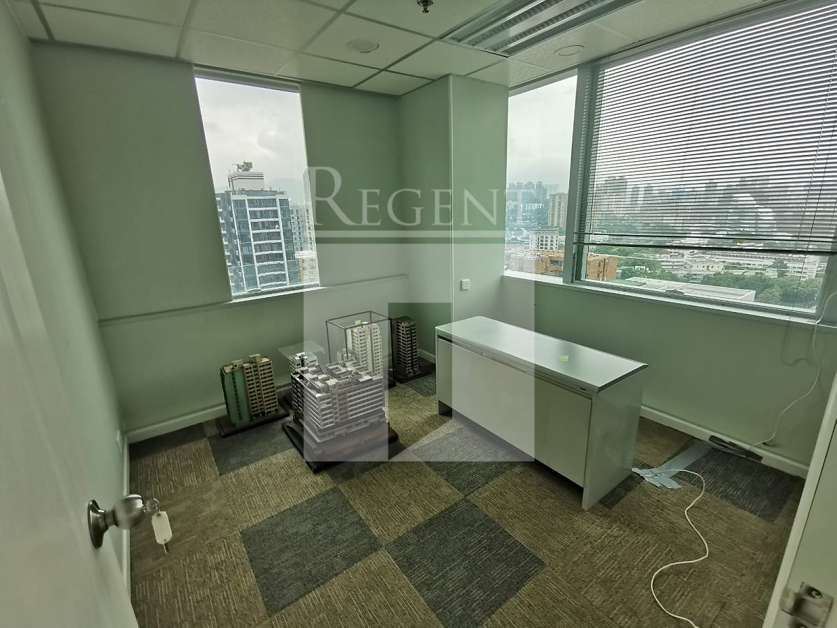 102 Austin Road (柯士甸道102号)-RGP024480