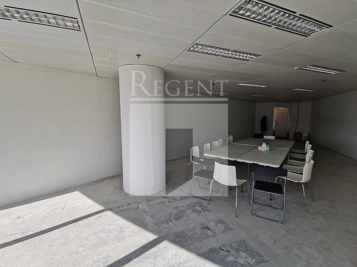 NATHAN ROAD 26 (弥敦道26号)-RGP024800