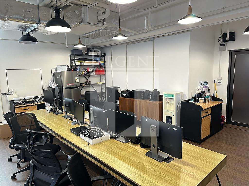 PEAKCASTLE -RGP032559