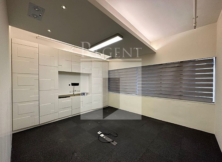 EASTERN COMMERCIAL CENTRE (东区商业中心)-RGP019457