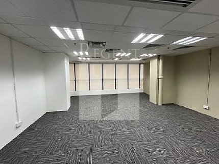 RITZ PLAZA (麗斯中心)