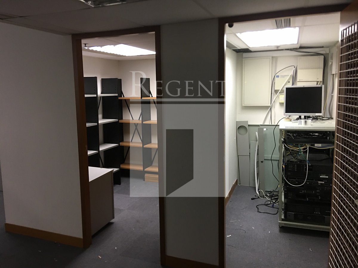 Wu Chung House (胡忠大廈)-RGP024656