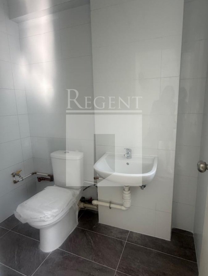 QUEEN'S TOWER (皇后商业大厦)-C0615383