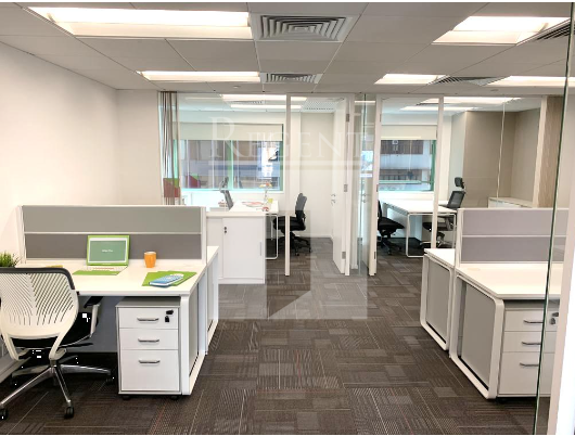 OFFICEPLUS @WAN CHAI (協成行灣仔中心)