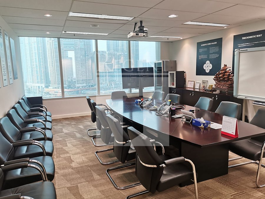 GATEWAY TOWER 01 (港威大廈 第01座)