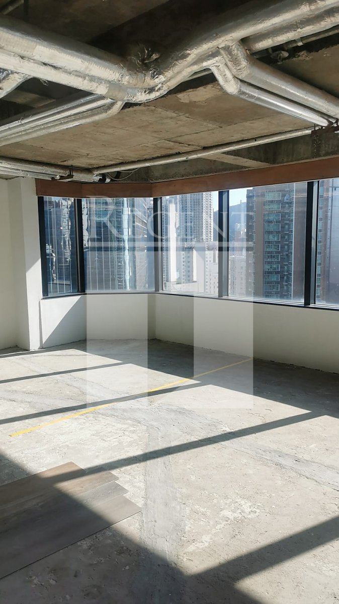 LEE & MANSION COMMERCIAL CENTRE (理文商業中心)-RGP032376