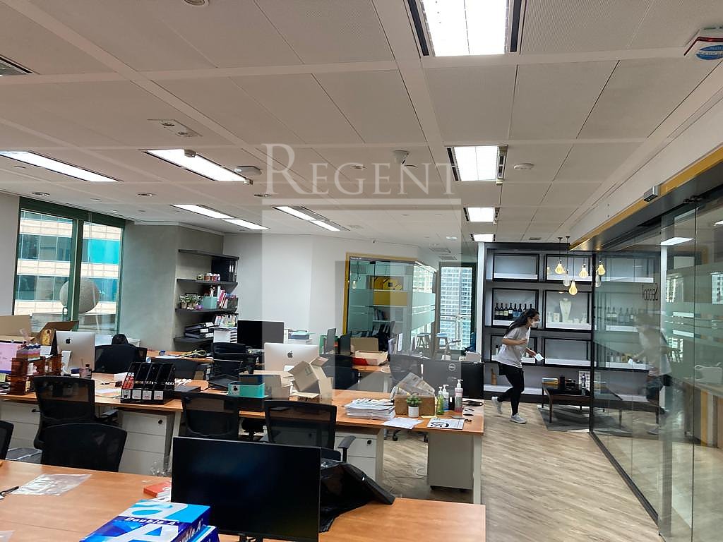 TOY HOUSE (彩星集團大廈)