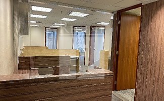 LIPPO CENTRE BLOCK 02 (力寶中心 第02座)