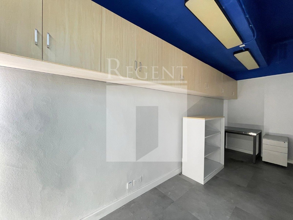 THE CHELSEA -C0571538