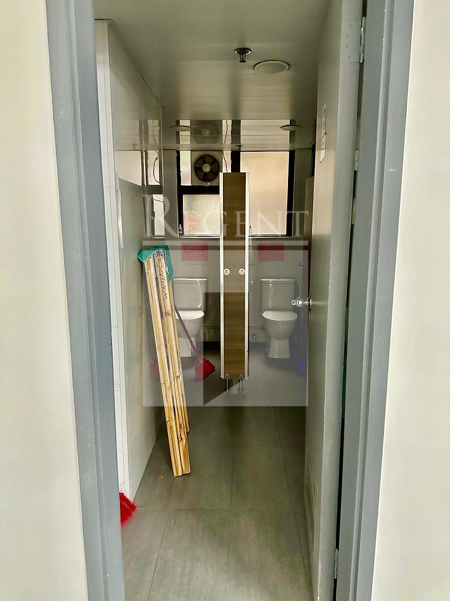 HARBOUR COMMERCIAL BUILDING (海港商业大厦)-RGP032720