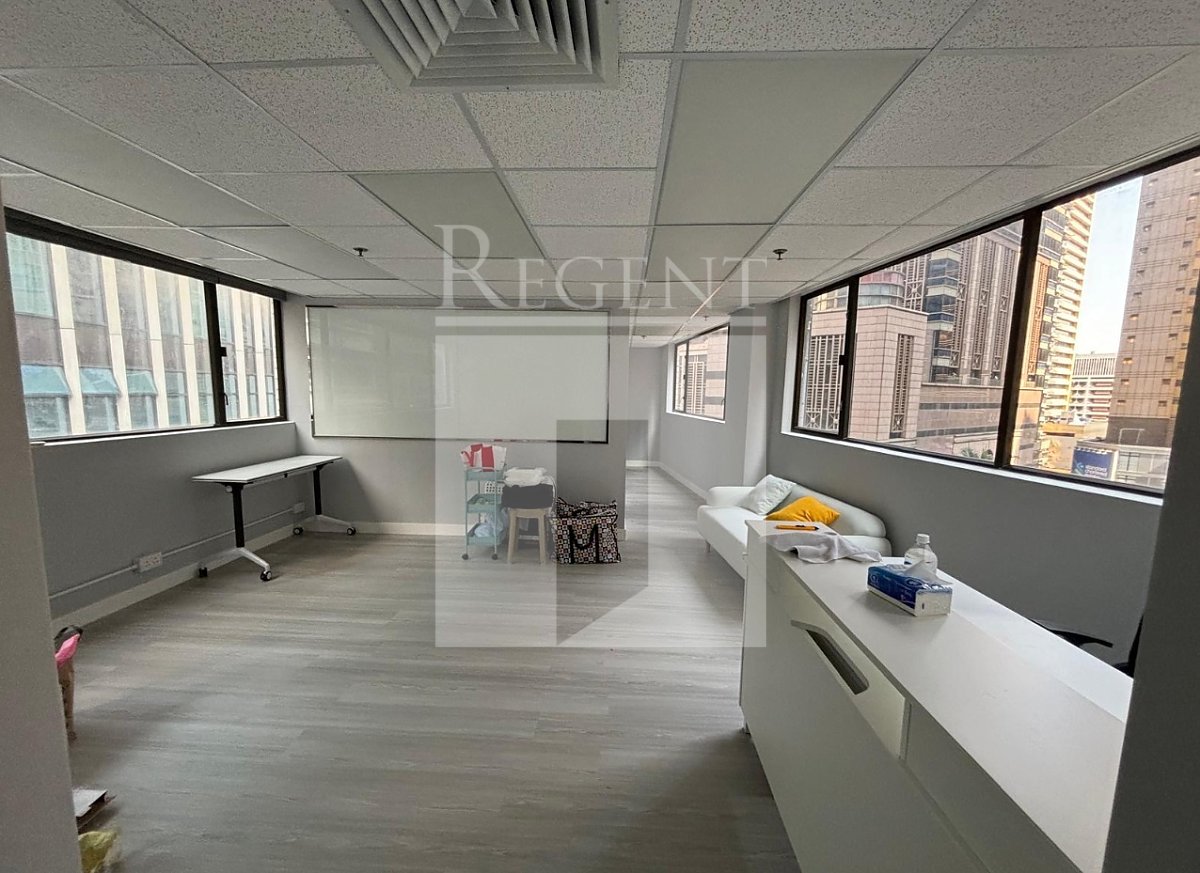 KAM ON BUILDING (錦安大廈)