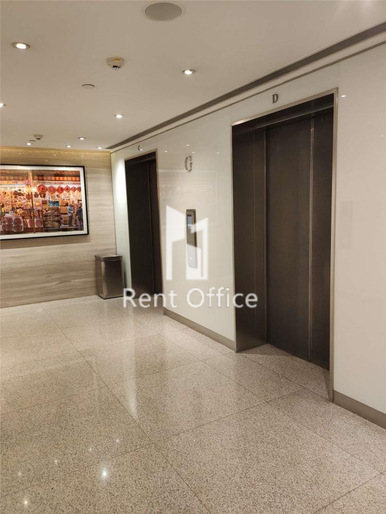 Hong Kong Club Building  香港會所大廈