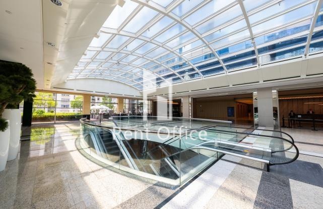 英皇道1111號 (太古城中心一座)