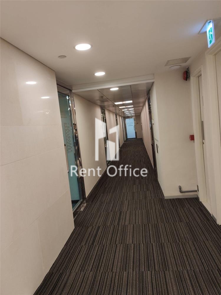 Manning House  萬年大廈