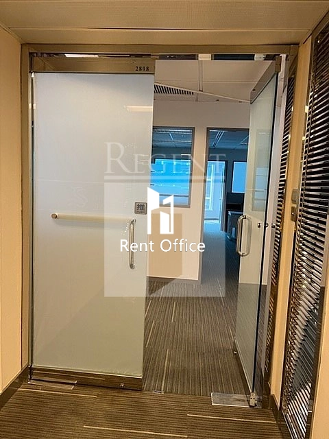 Central Plaza (中環廣場)-RGP032307