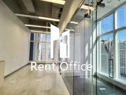 THE HENNESSY (THE HENNESSY)