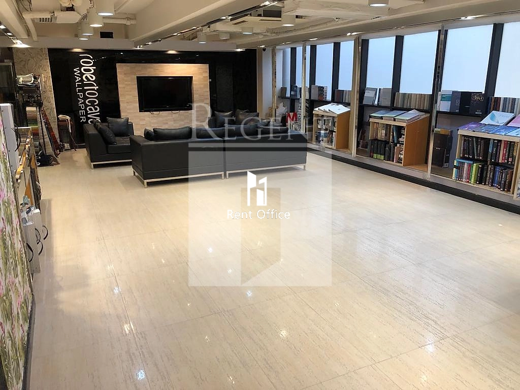 CAUSEWAY BAY CENTRE (铜锣湾中心)