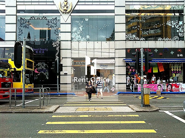 CHINACHEM LEIGHTON PLAZA (華懋禮頓廣場)