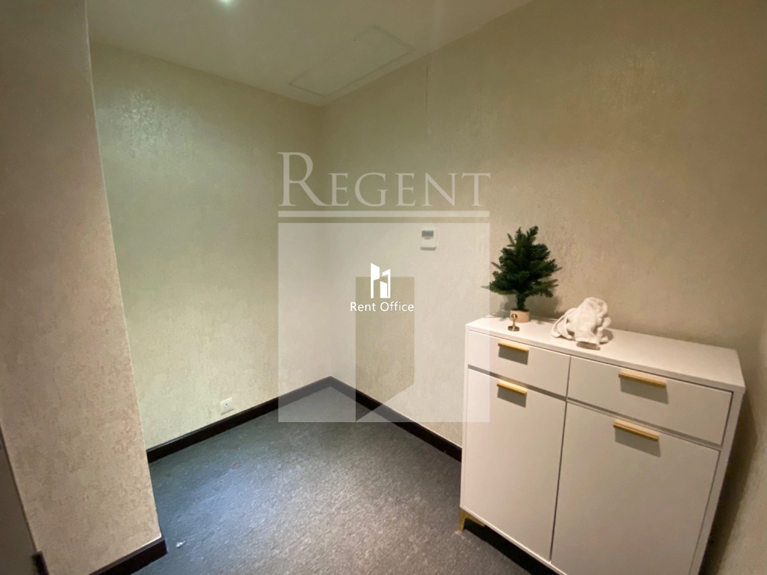 SHUN HEI CAUSEWAY BAY CENTRE (順禧銅鑼灣中心)-C0599339