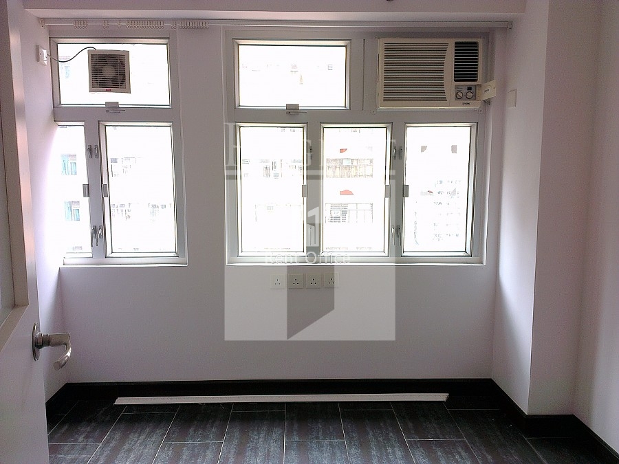 TAI SHING COMMERCIAL (YAUMATI) BUILDING (泰盛商业 油麻地 大楼)-RGP007597
