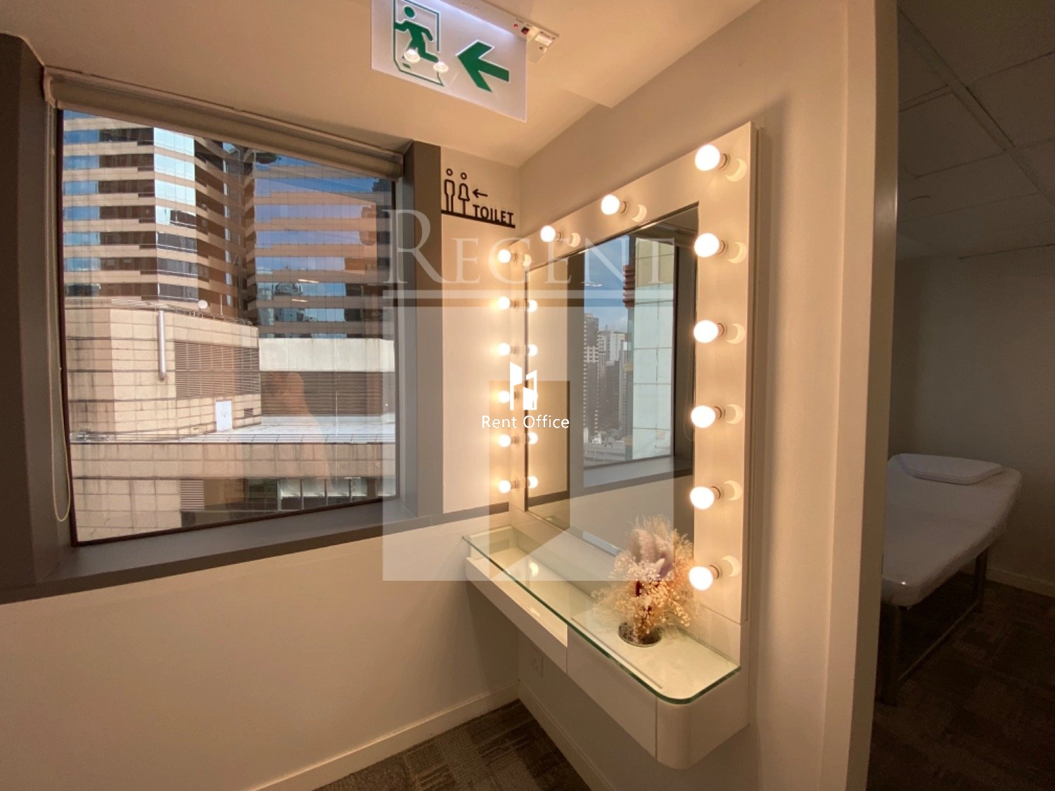 PLAZA 2000 (2000年廣場)-C0599336