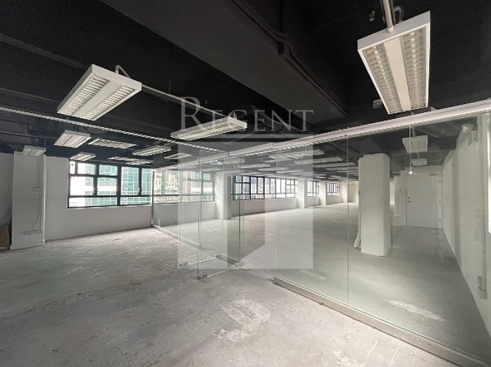 WAN CHAI COMMERCIAL CENTRE (灣仔商業中心)