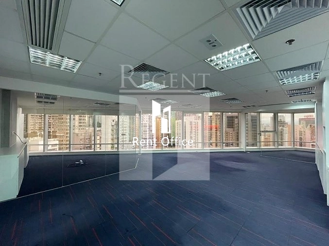 CENTRIUM (中央廣場)