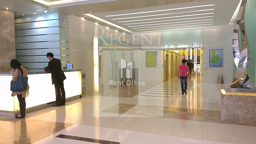 PAUL Y. CENTRE (保華企業中心)
