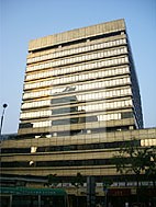 MIRROR TOWER (冠華中心)