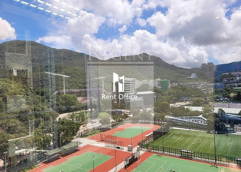 ONE ISLAND SOUTH -RGP025055