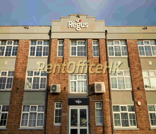 薩比奇之家-英國務式辦公室