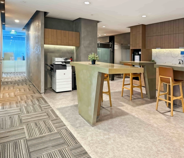 威士馬廣場-新加坡務式辦公室