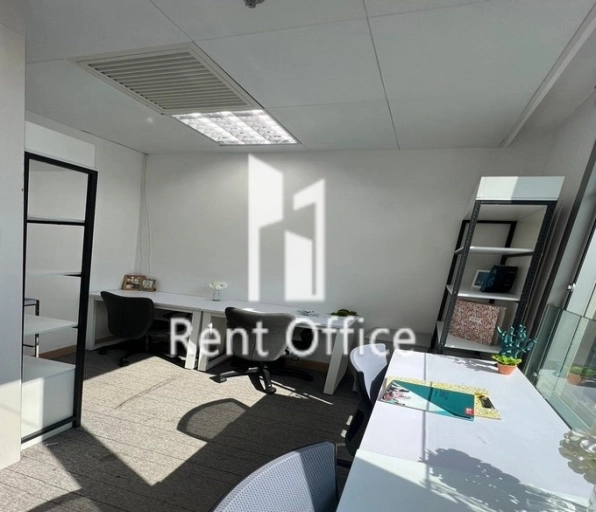 周大福商業中心-旺角務式辦公室