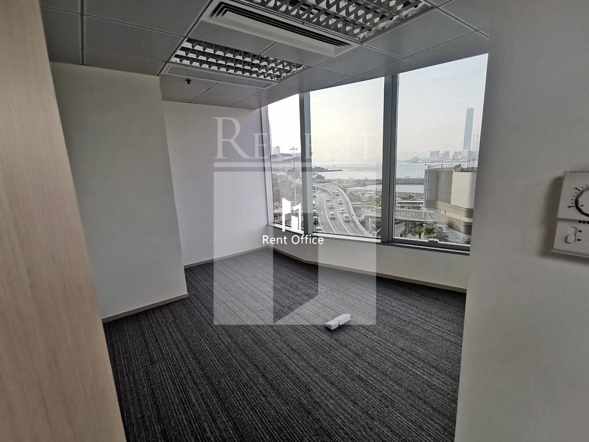 Cofco Tower (中糧大廈)-RGP022458