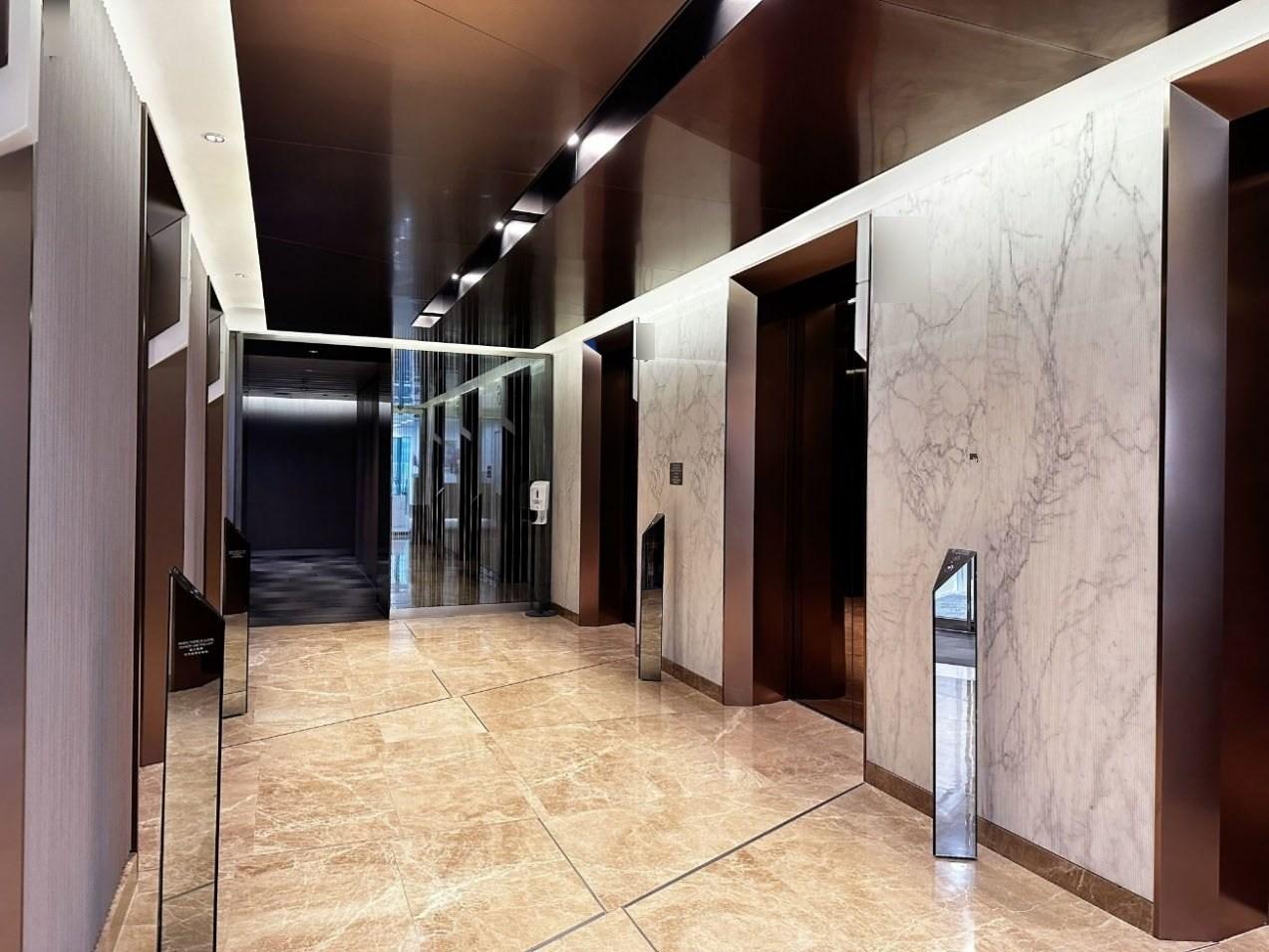 One International Finance Centre  國際金融中心一期