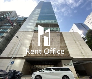 YF LIFE TOWER (万通保险大厦)