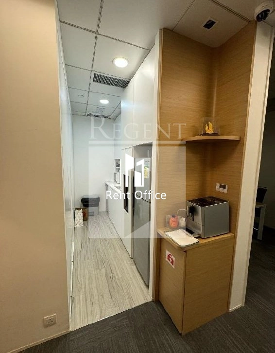33 Des Voeux Road C (德輔道中33號)-C0550500