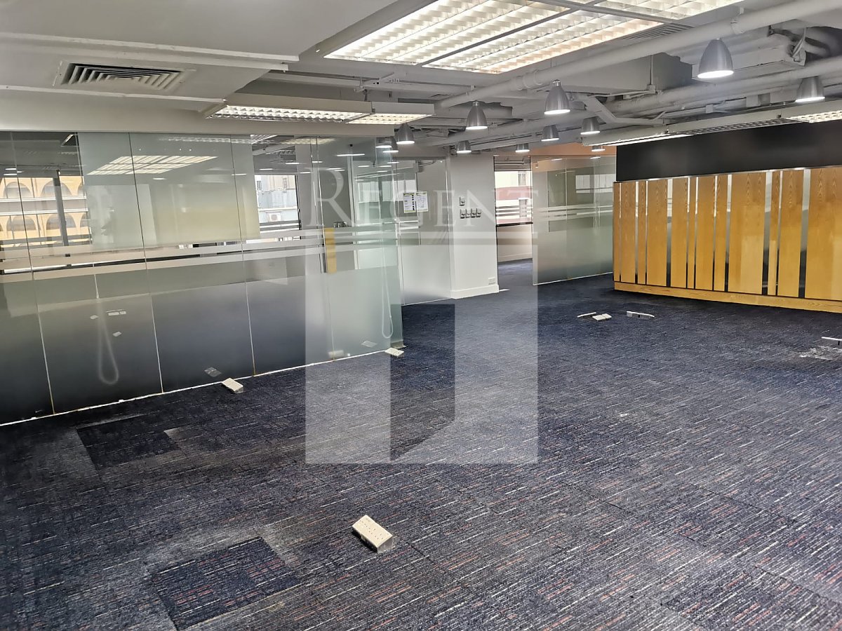 SHANGHAI INDUSTRIAL INV BUILDING (上海實業大廈)