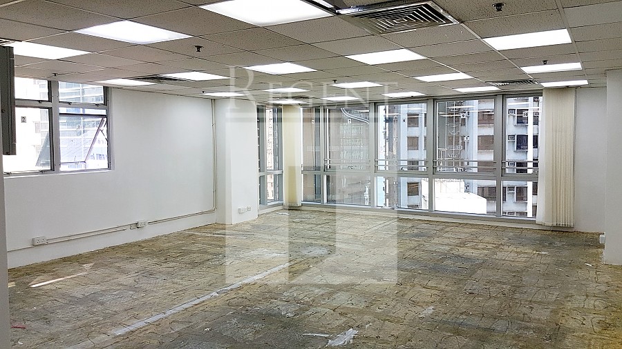 135 BONHAM STREETRAND TRADE CENTRE (文咸東街135商業中心)